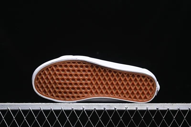 All categories Vans Vans series Vans Mid Vans China Vans Sk8-Mid Reissue 83 high-end branch suede casual retro skateboard shoes VN000CQQPRM